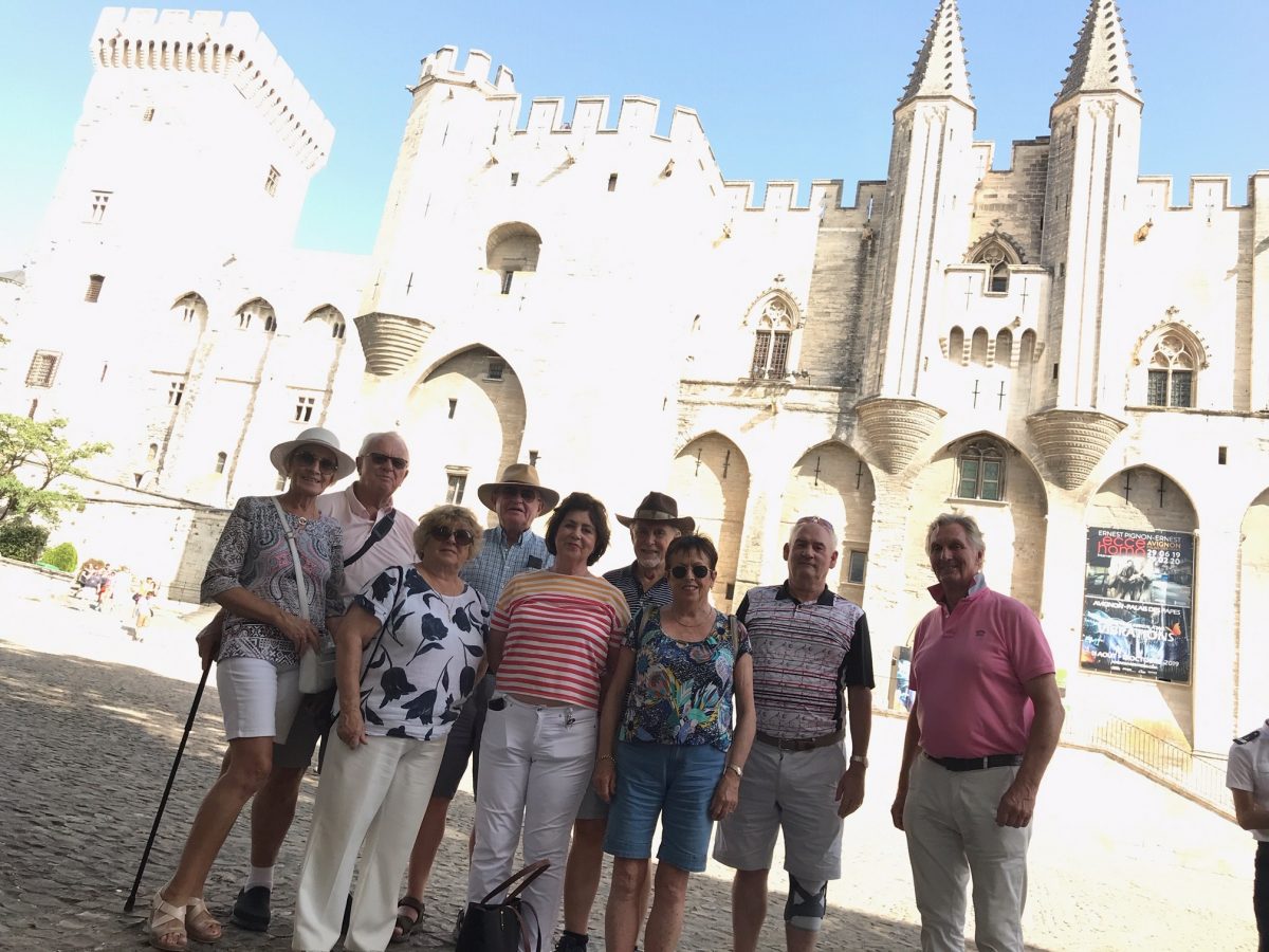Tour guide in Avignon