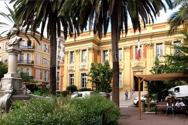 Guided tour in Menton