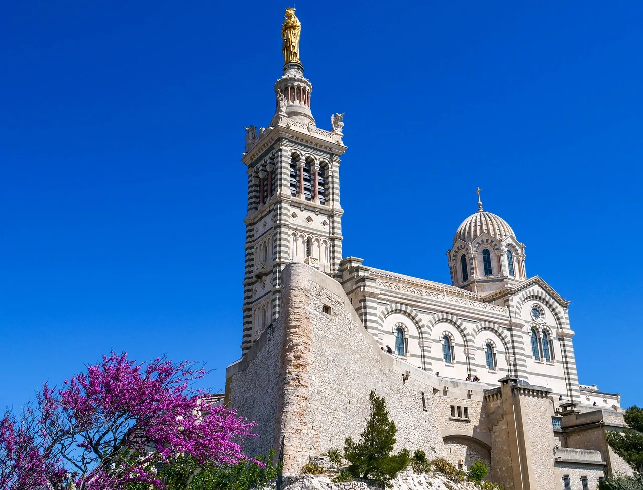 Tour to Marseille
