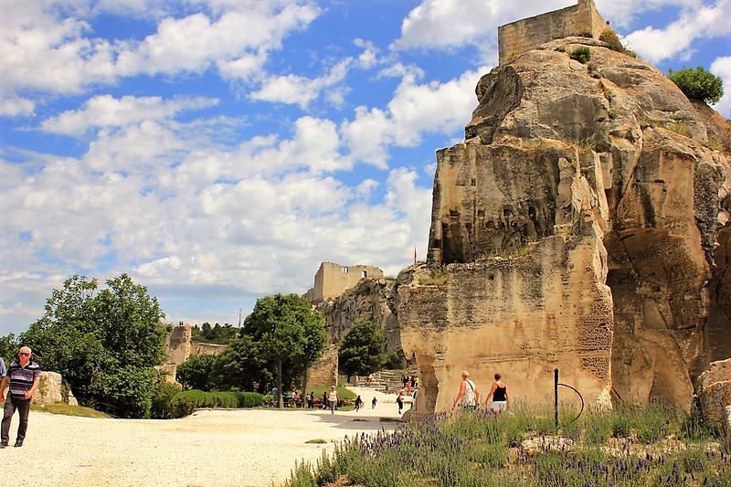 Guided tour in Les Baux-de-Provence - 2 hours - Image 12