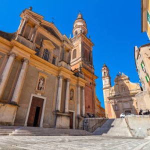 Guided tour in Menton – 2 hours