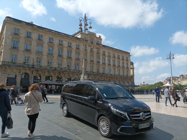 Private tour in Avignon, Romain Bouchaud