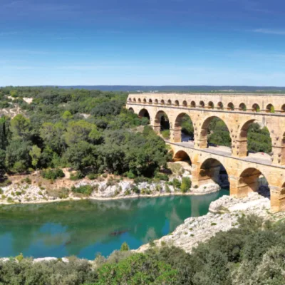 Tour to Arles and Pont du Gard – 8 hours