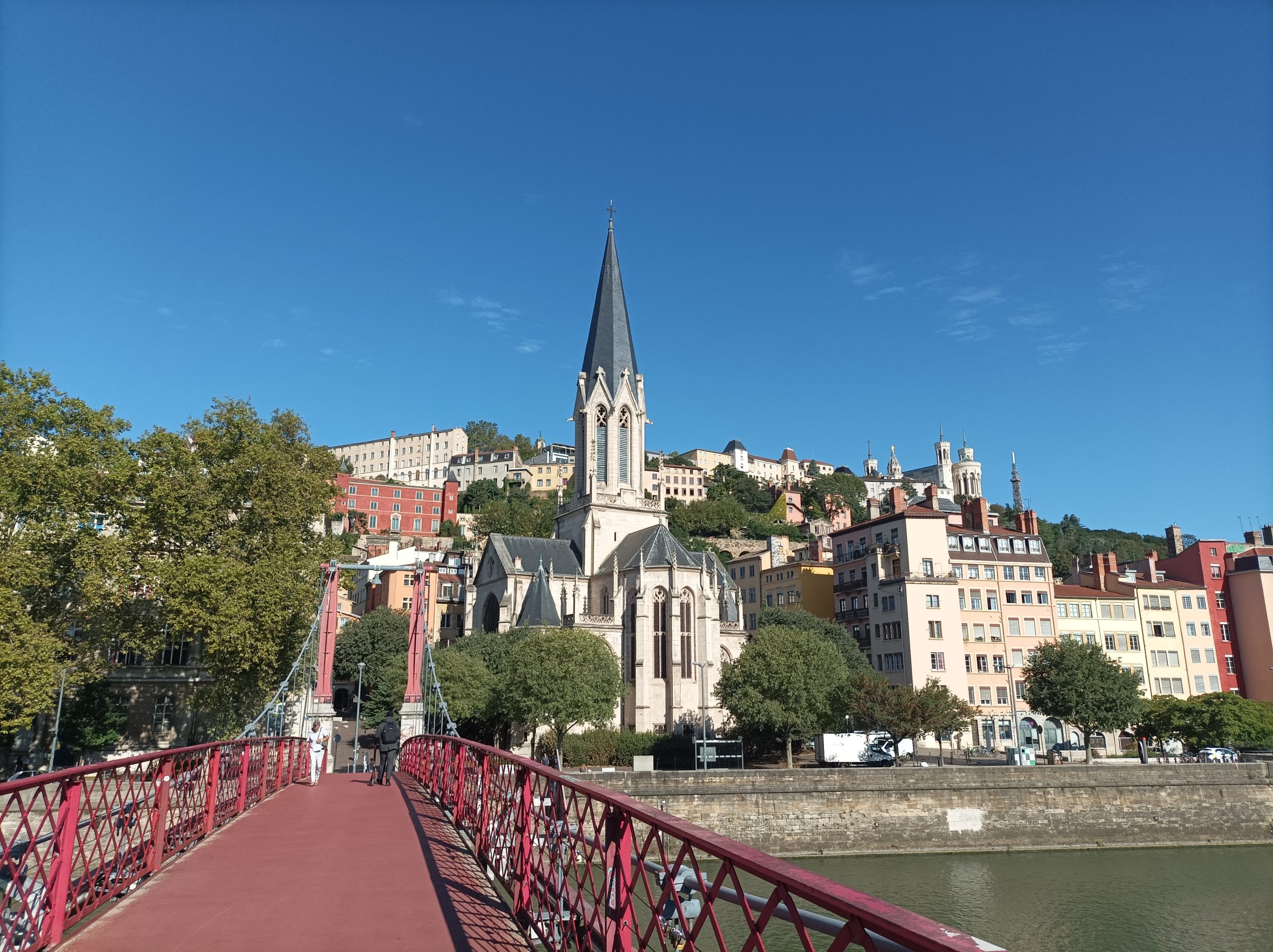 Guided tour in Lyon, Romain Bouchaud