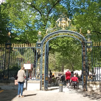 Passeio a Arles e Nîmes – 8 horas