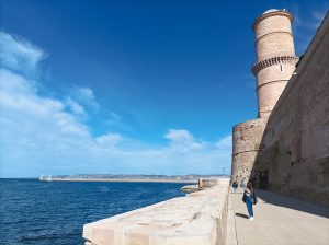 Tour in Marseille, Romain Bouchaud