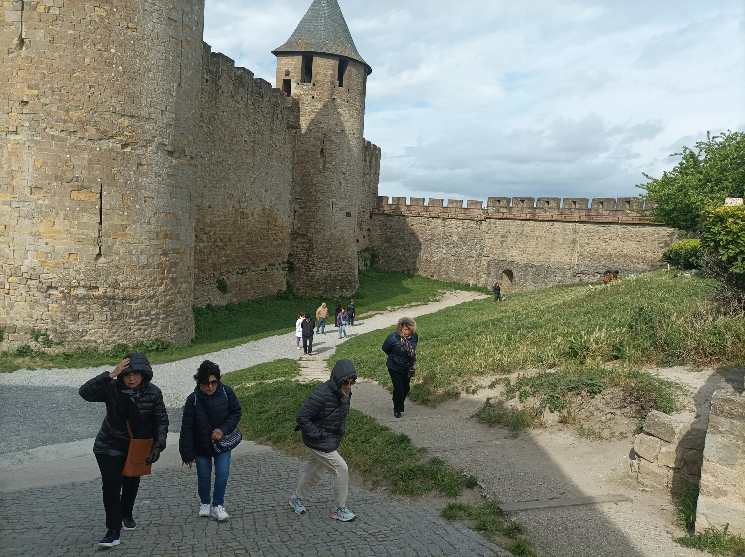 Tour guide in Carcassonne - Image 9