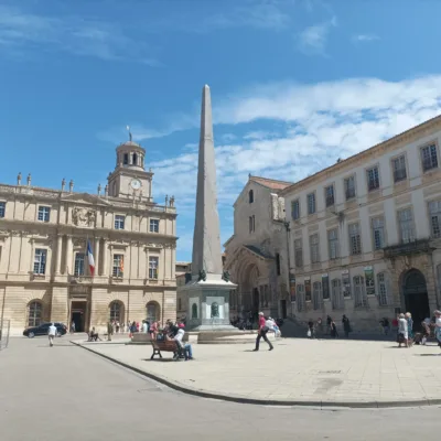 Tour to Arles and Les Baux-de-Provence – 8 hours