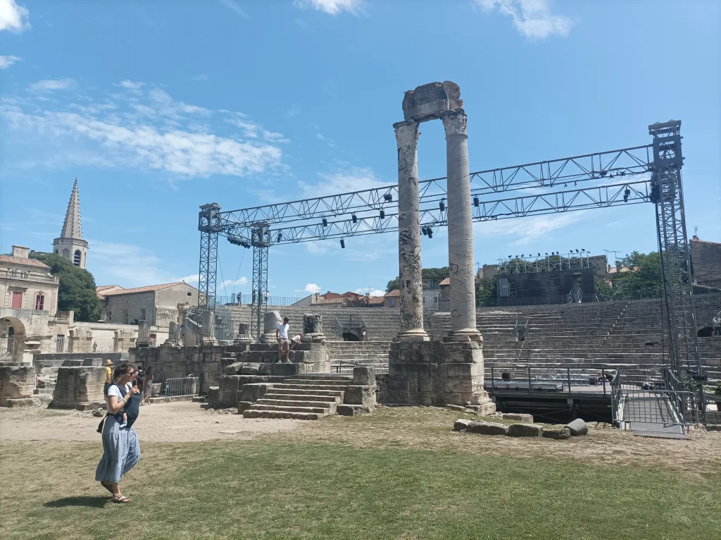 Guided tour in Arles, Romain Bouchaud