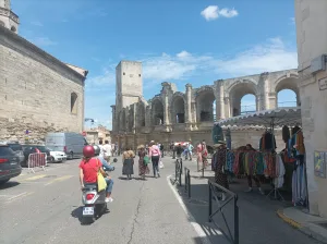 Begeleide toer in Arles, Romain Bouchaud