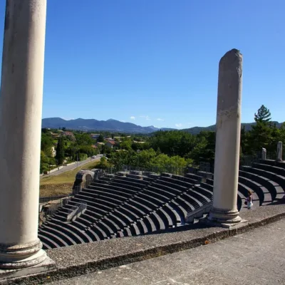 Tour guide in Vaison-la-Romaine