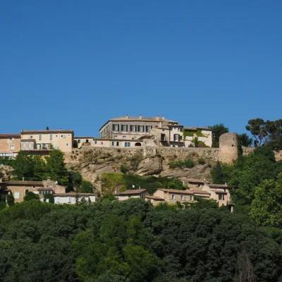 Menerbes