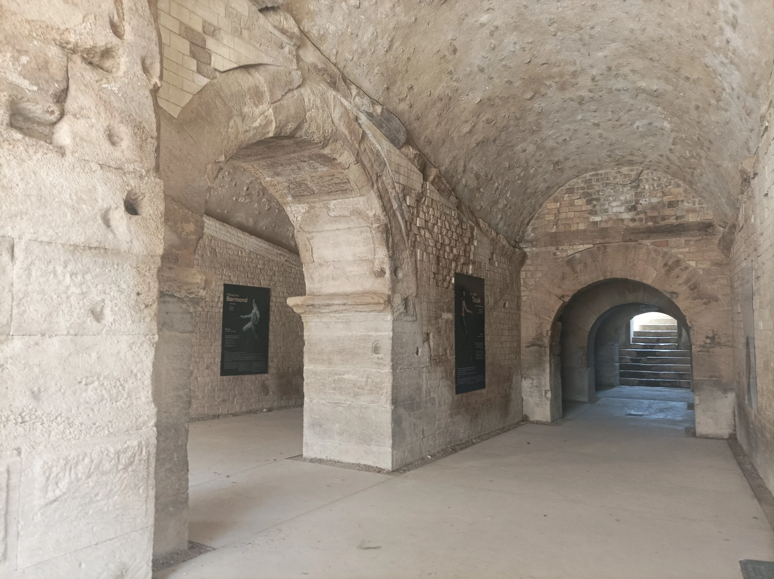 Prohlídka s průvodcem v Arles, Romain Bouchaud