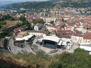 Guided tour in Vienne, Romain Bouchaud