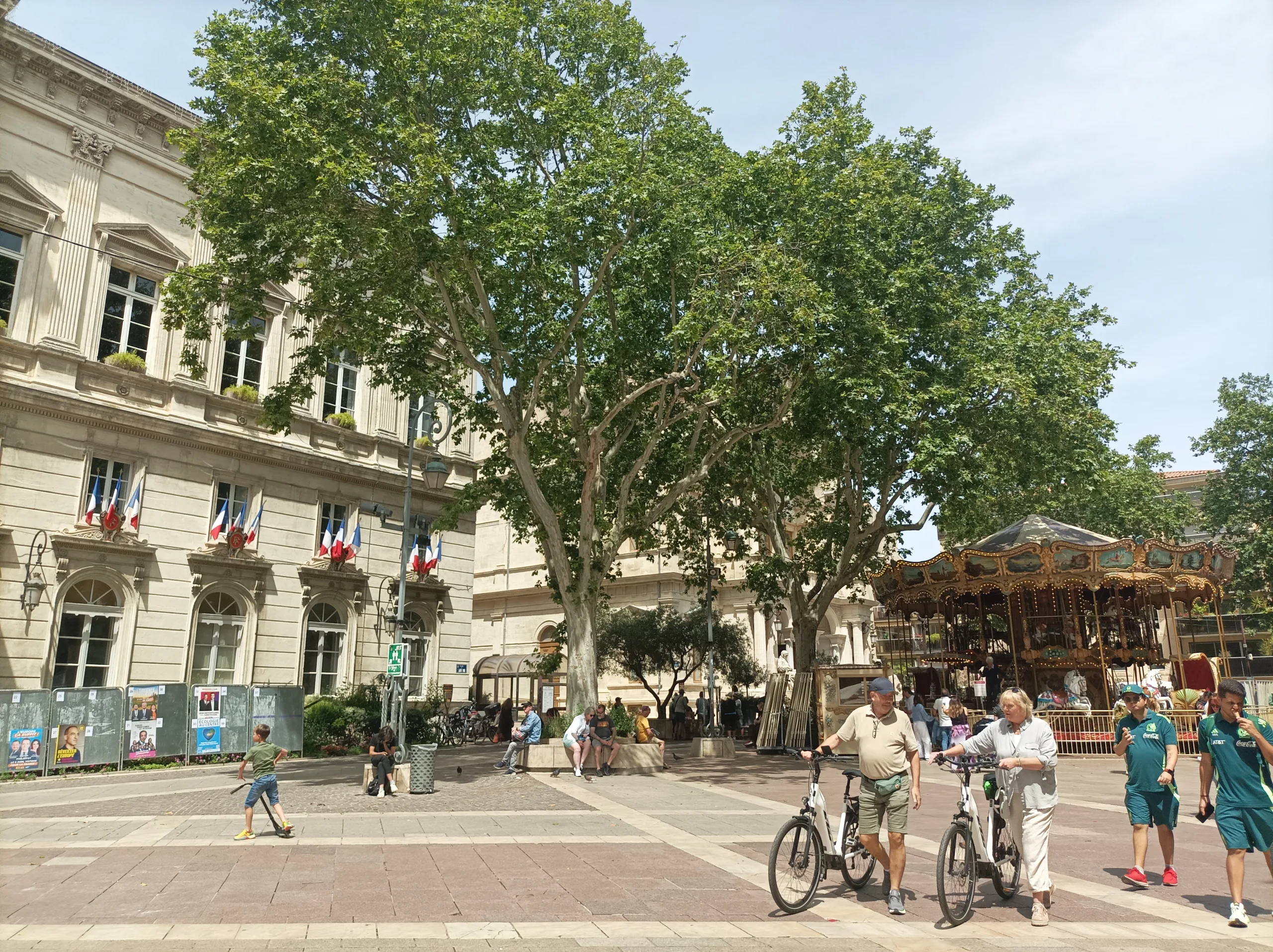 Guided tour in Avignon, Romain Bouchaud