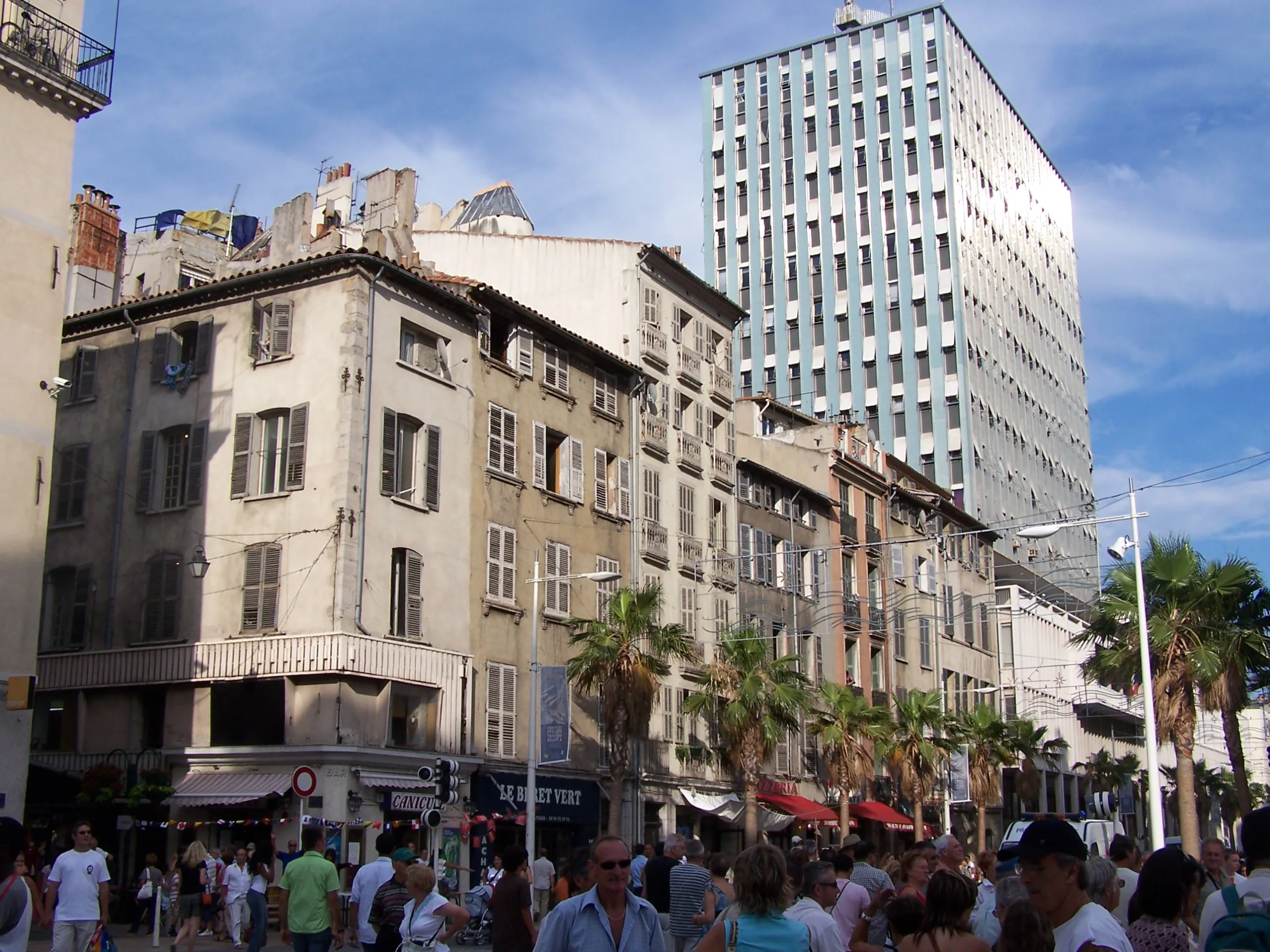 Guidet tur i Toulon, Romain Bouchaud