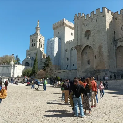 Tour to Avignon and Marseille – 8 hours