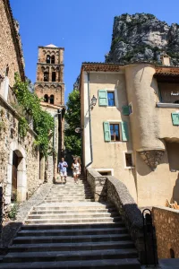 Wycieczka do Moustiers-Sainte-Maries