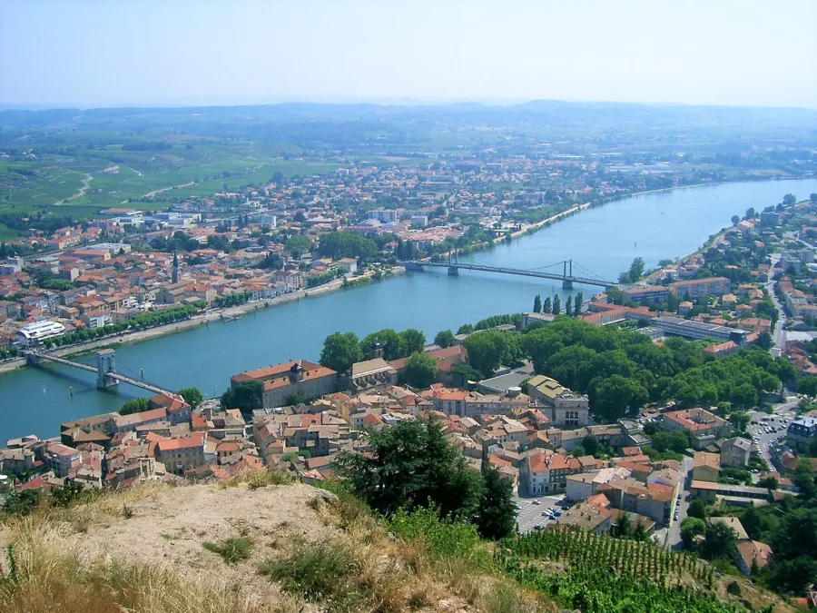 Mawra gwidata f'Tournon-sur-Rhône, Romain Bouchaud