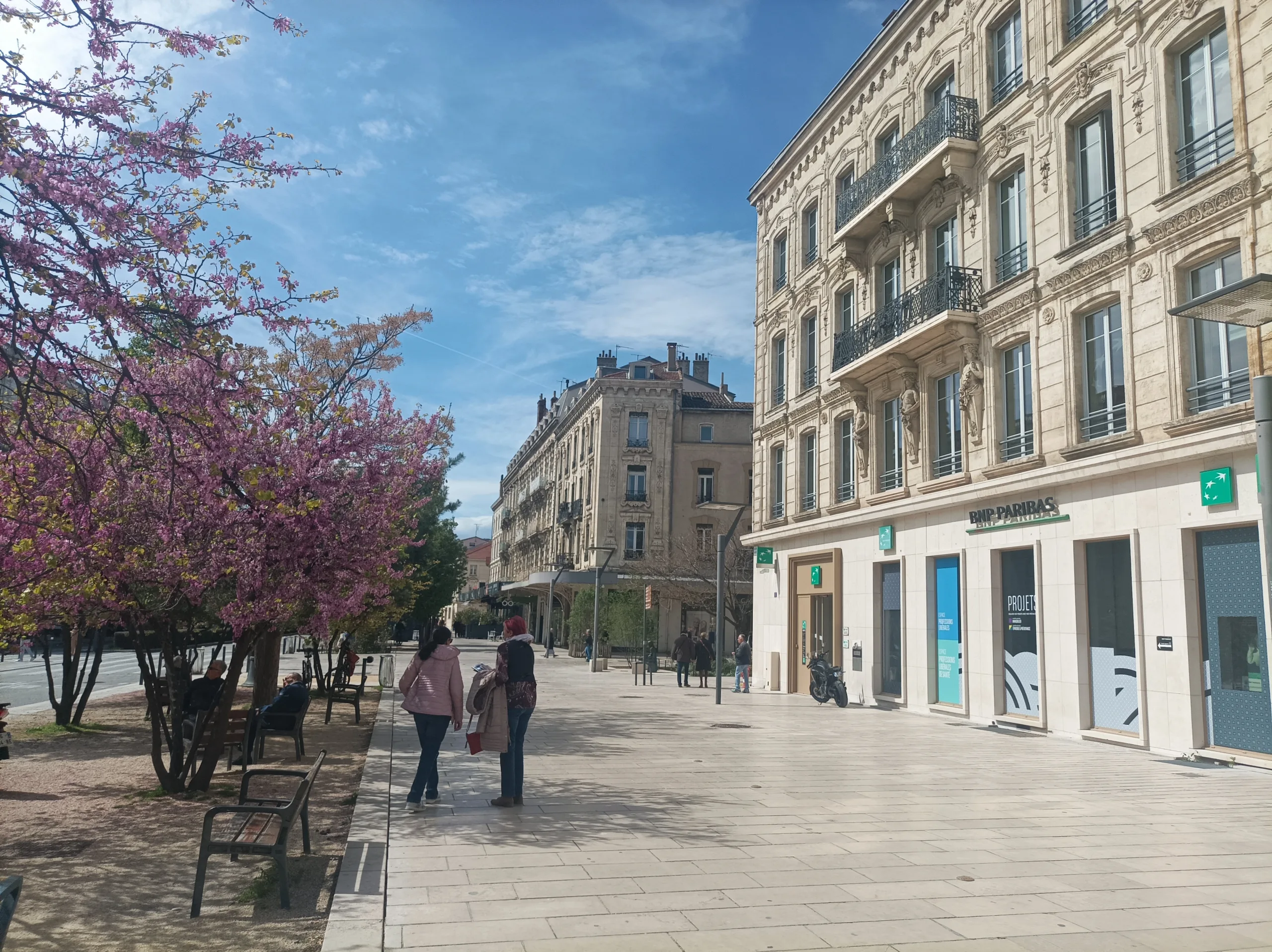Guided tour in Valence, Romain Bouchaud