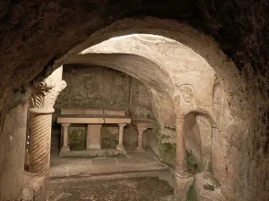 Guided tour in Marseille, Romain Bouchaud