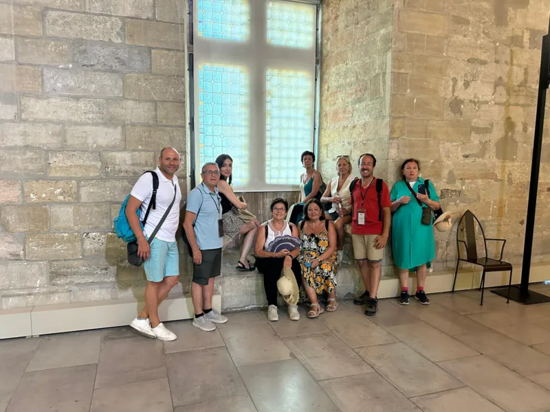 Romain : tour guide in Avignon